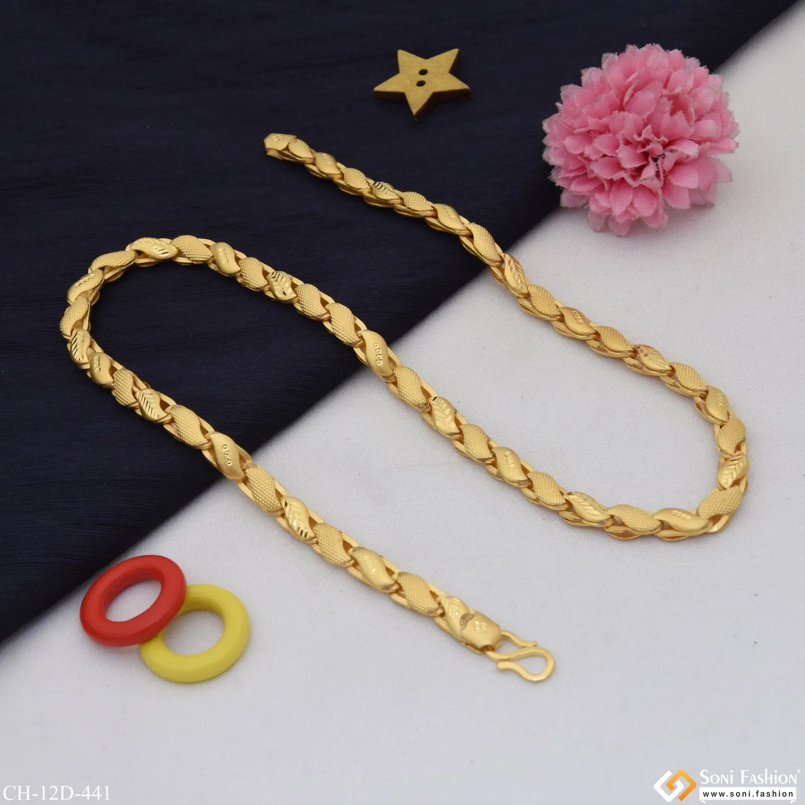Sophisticated Design Gold Plated Kohli Chain for Men - Style D441