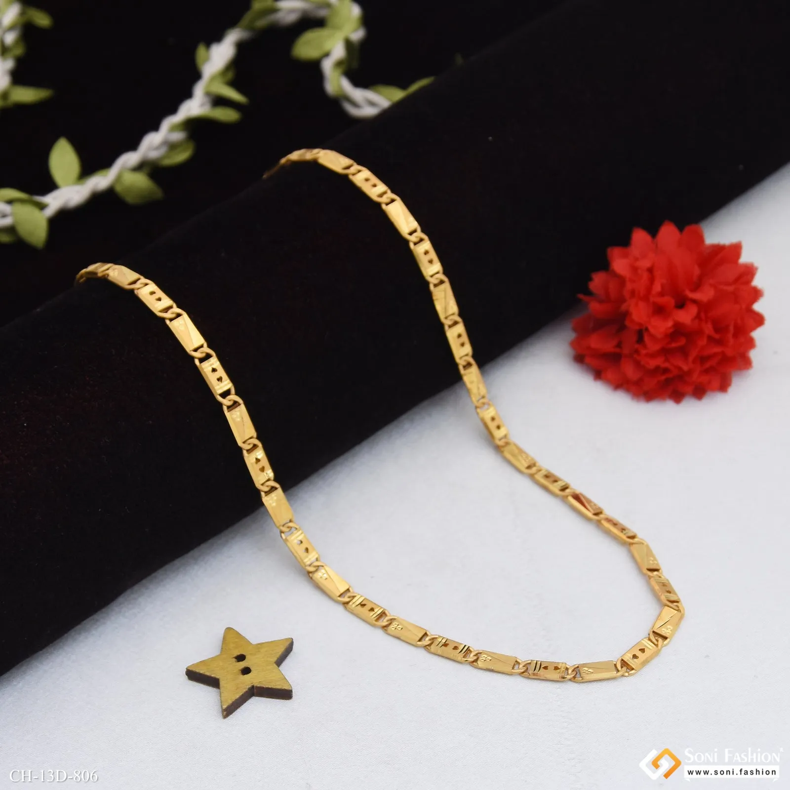 Sophisticated Design Gold Plated Nawabi Chain for Men - Style D806